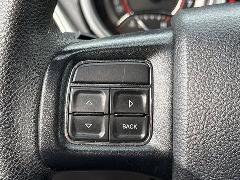 Used 2018 Dodge Journey SE w/ Blacktop Package image 20