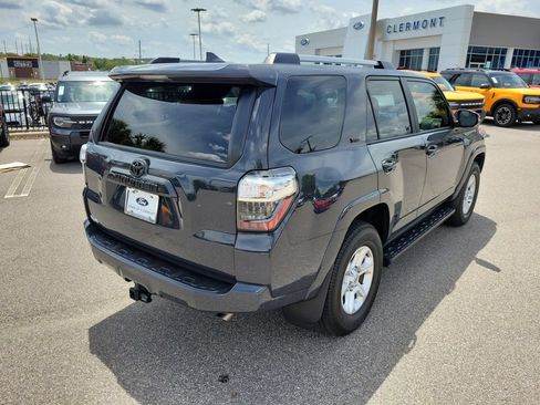 Used 2024 Toyota 4Runner SR5 Premium w/ Moonroof Package RWD image 5