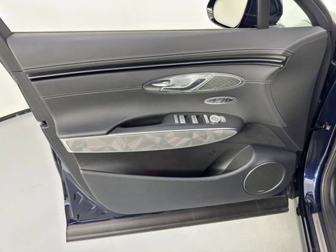 Used 2025 Genesis GV70 3.5T Sport w/ Sport Advanced Package image 48