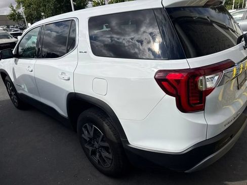 Used 2021 GMC Acadia SLE w/ LPO, Floor Liner Package FWD image 2