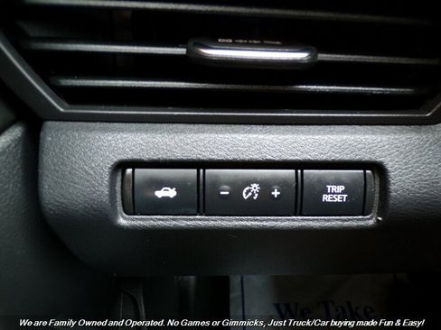 Used 2021 Nissan Altima 2.5 SR FWD image 40