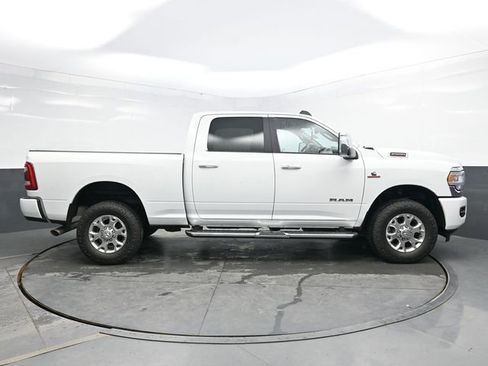 Used 2024 RAM 2500 Laramie AWD/4WD image 8