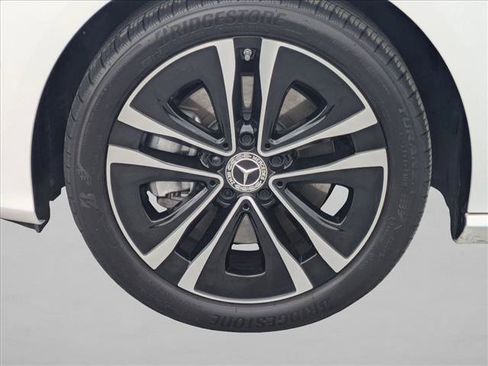 Used 2025 Mercedes-Benz CLA 250 image 25