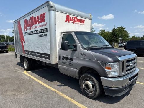 Used 2022 Ford E-450 and Econoline 450 Super Duty RWD image 7