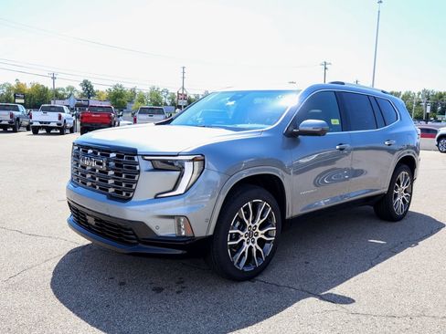 New 2027 GMC Acadia Denali Ultimate w/ LPO, Floor Liner Package AWD/4WD image 33