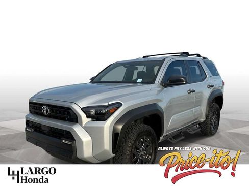 Used 2025 Toyota 4Runner SR5 AWD/4WD image 1