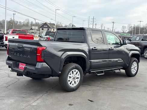New 2026 Toyota Tacoma SR5 image 3