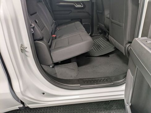 Used 2024 GMC Sierra 1500 Elevation image 29