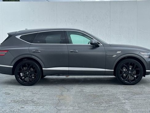 Used 2022 Genesis GV80 3.5T Prestige Signature AWD/4WD image 2