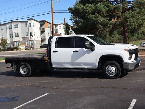 Used 2021 Chevrolet Silverado 3500 W/T w/ WT Convenience Package AWD/4WD image 2