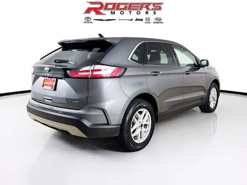 Used 2024 Ford Edge SEL image 7