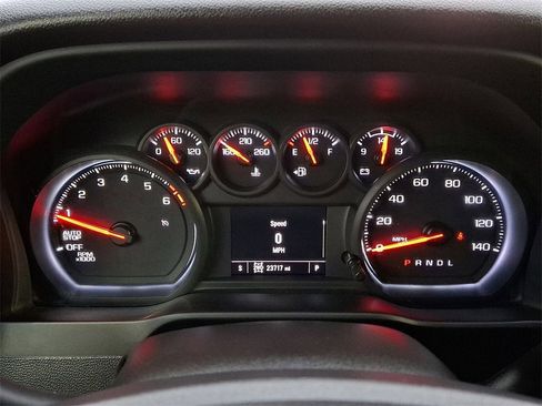 Certified 2022 Chevrolet Silverado 1500 Custom image 21