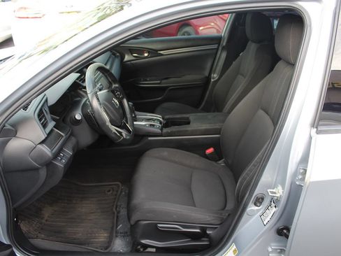 Used 2019 Honda Civic Sport image 17