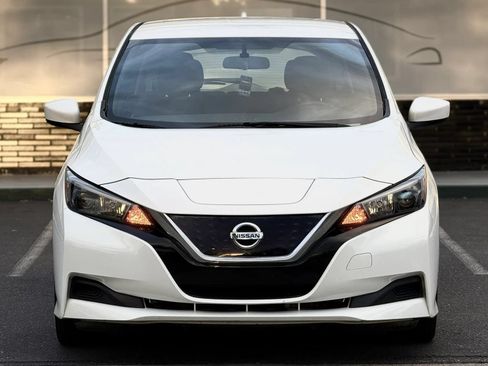 Used 2018 Nissan Leaf S w/ S Charge Package FWD image 2