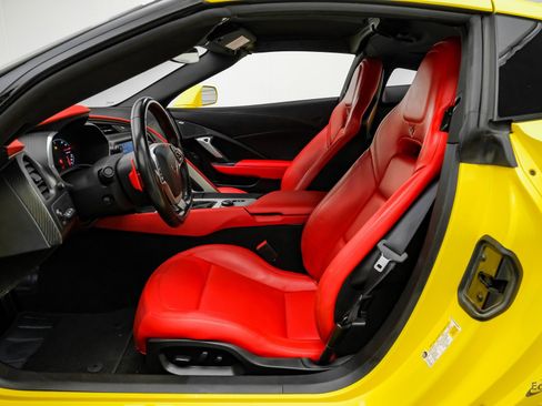 Used 2018 Chevrolet Corvette Z06 image 61