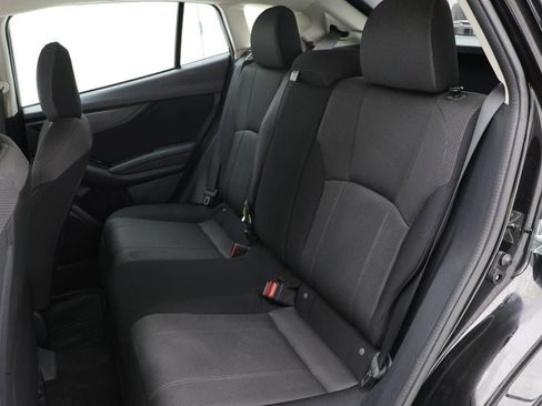 Used 2019 Subaru Impreza 2.0i w/ Eyesight image 12