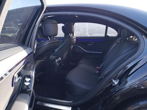 Used 2023 Mercedes-Benz S 500 4MATIC image 11