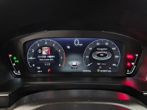 Used 2023 Honda Pilot Elite image 10