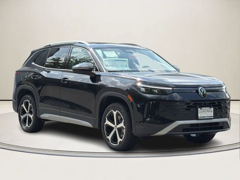 New 2026 Volkswagen Tiguan SE AWD/4WD image 1