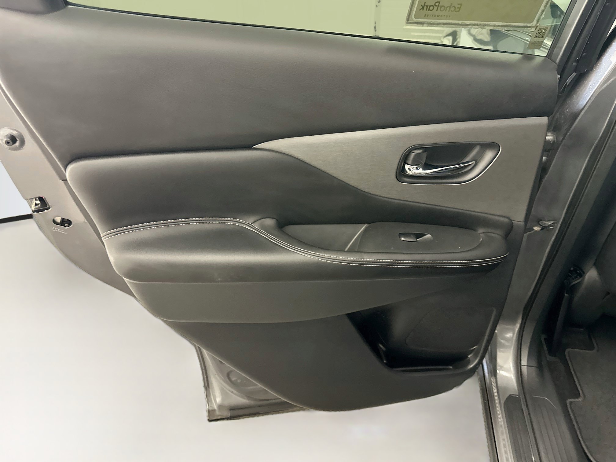 Used 2023 Nissan Murano S AWD/4WD image 26