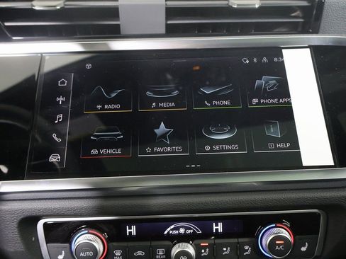 New 2025 Audi Q3 2.0T Premium image 7
