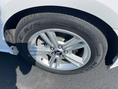 Used 2014 Ford Mustang Coupe RWD image 20