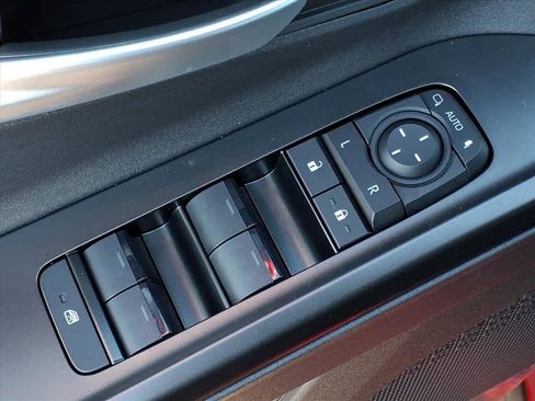 New 2026 Subaru Solterra Premium image 21