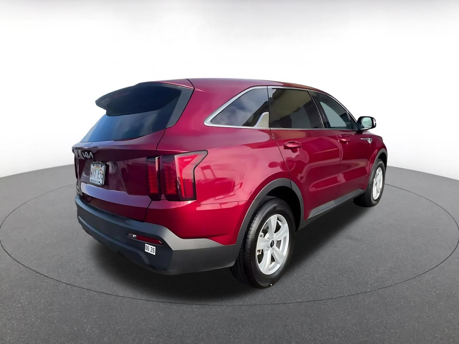 Used 2023 Kia Sorento LX FWD image 14