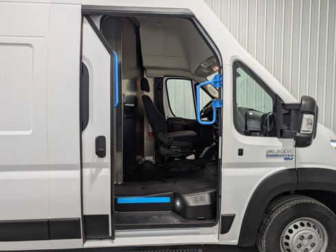 Used 2024 RAM ProMaster 3500 w/ Delivery Van Package image 19
