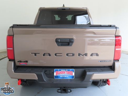 Used 2026 Toyota Tacoma TRD Off-Road AWD/4WD image 4