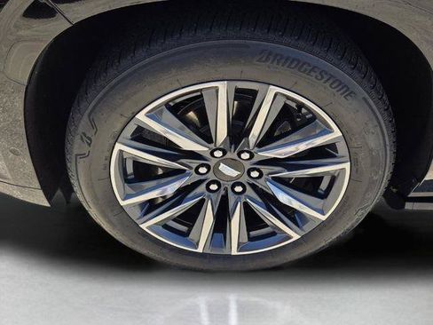 Used 2023 Cadillac Escalade Sport Platinum RWD image 9