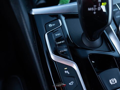 Used 2019 BMW 540i RWD image 33
