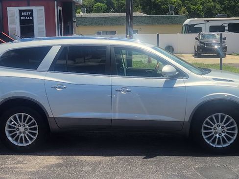 Used 2012 Buick Enclave Leather AWD/4WD image 7