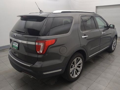 Used 2018 Ford Explorer Limited FWD image 9