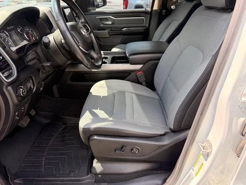 Used 2020 RAM 1500 Big Horn AWD/4WD image 13