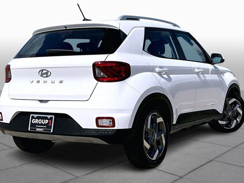 Used 2023 Hyundai Venue SEL w/ Cargo Package image 12