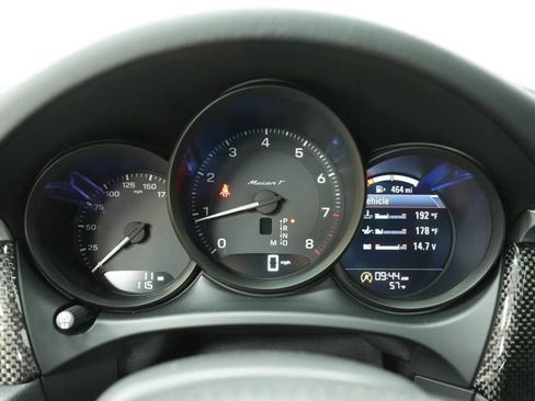 New 2026 Porsche Macan Turbo AWD/4WD image 14