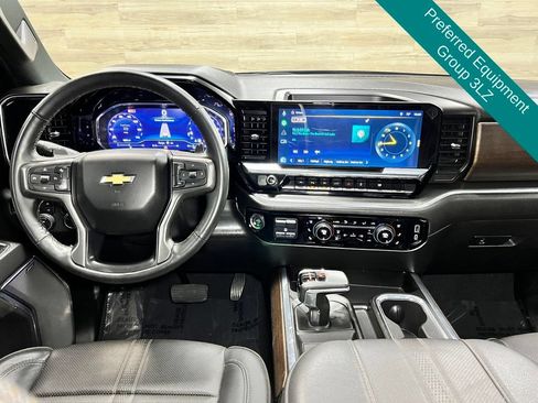 Used 2025 Chevrolet Silverado 1500 High Country AWD/4WD image 2