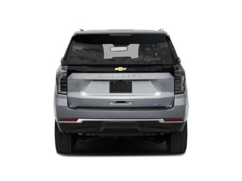 Used 2025 Chevrolet Suburban LT image 5