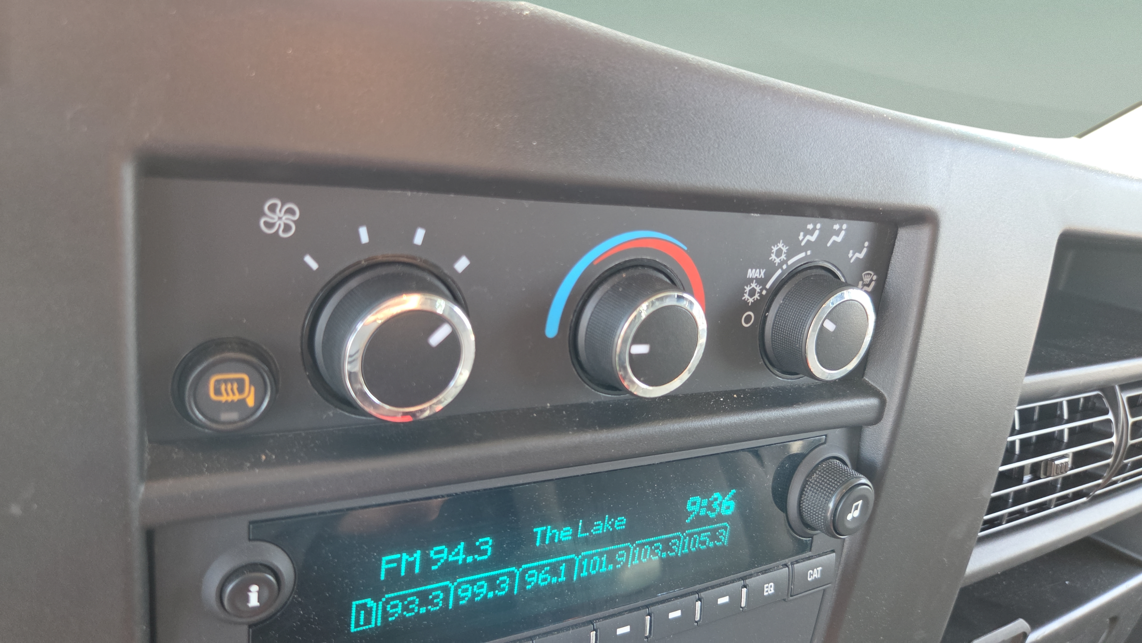 Used 2023 GMC Savana 2500 w/ Driver Convenience Package RWD image 20