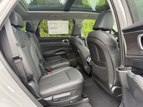 New 2026 Kia Sorento SX image 6