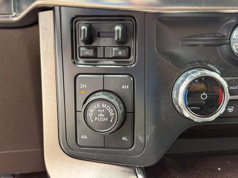 Used 2022 Ford F150 King Ranch w/ FX4 Off-Road Package AWD/4WD image 15