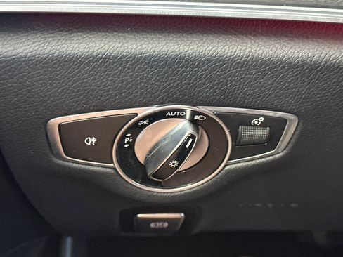 Used 2022 Mercedes-Benz E 350 Sedan image 35