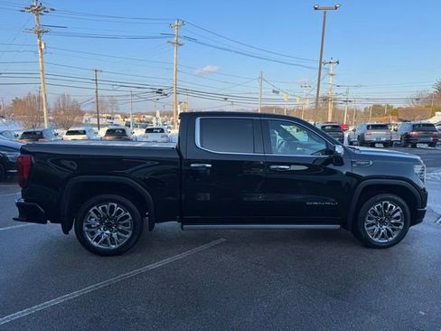 Used 2024 GMC Sierra 1500 Denali Ultimate image 17