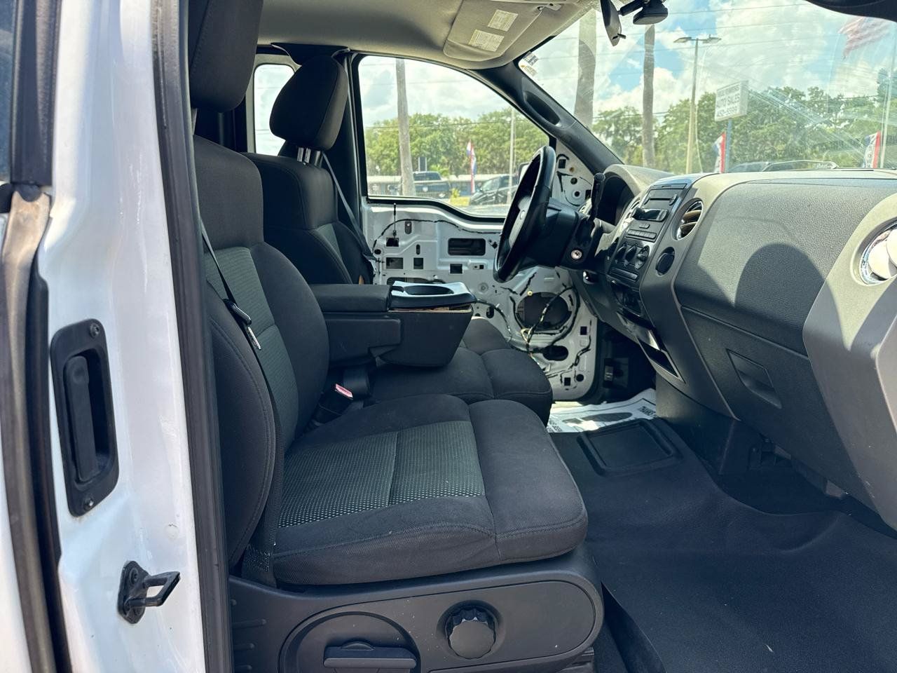 Used 2004 Ford F150 XL AWD/4WD image 9