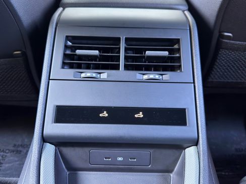 Used 2025 Porsche Panamera image 41