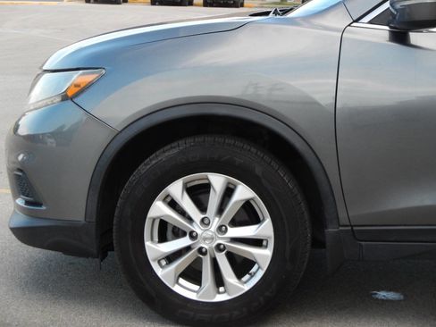 Used 2015 Nissan Rogue SV image 12