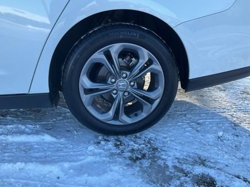Used 2024 Honda Accord EX image 10