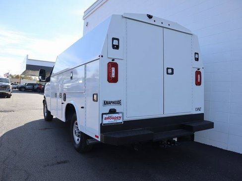 New 2025 GMC Savana 3500 w/ Power Convenience Package image 5