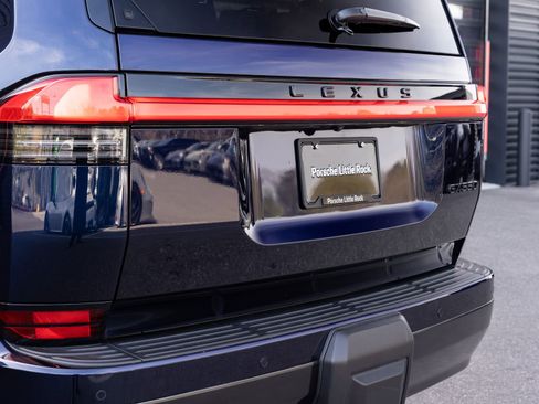 Used 2025 Lexus GX 550 w/ Accessory Package (31) image 10